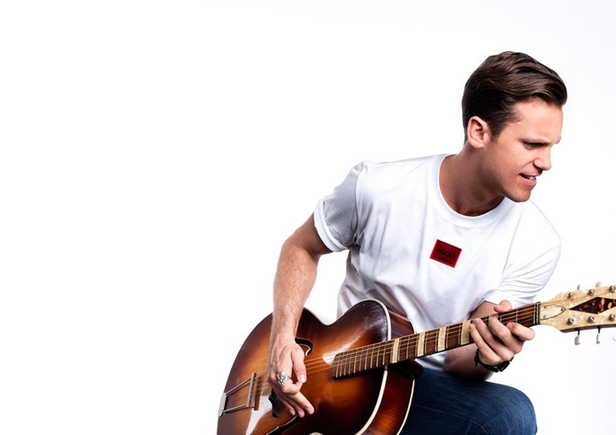 Bastian Baker solo acoustic tour