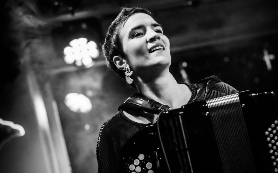 Lea Gasser, accordéon