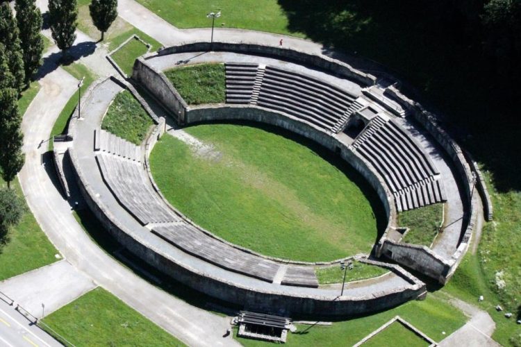 Amphithéâtre romain