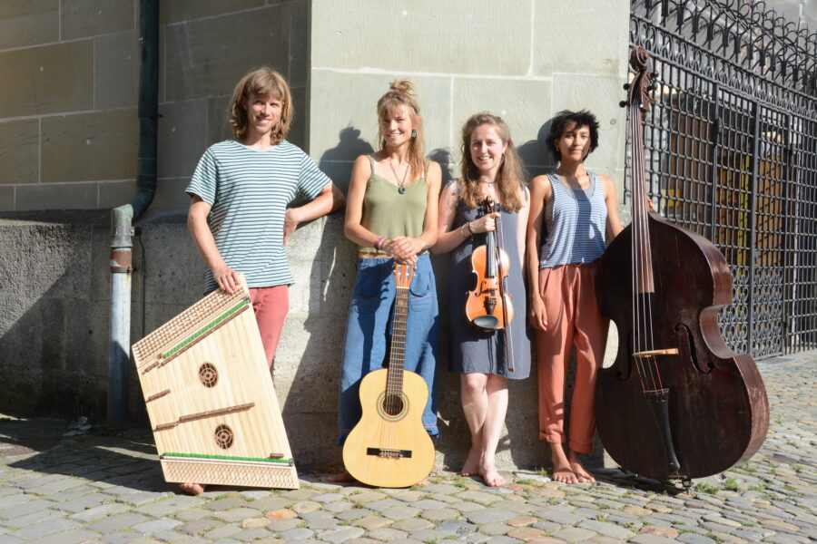 Chloé et les Vaillantes