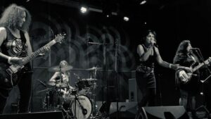 The Lawdy Mamas / Circle of Mud