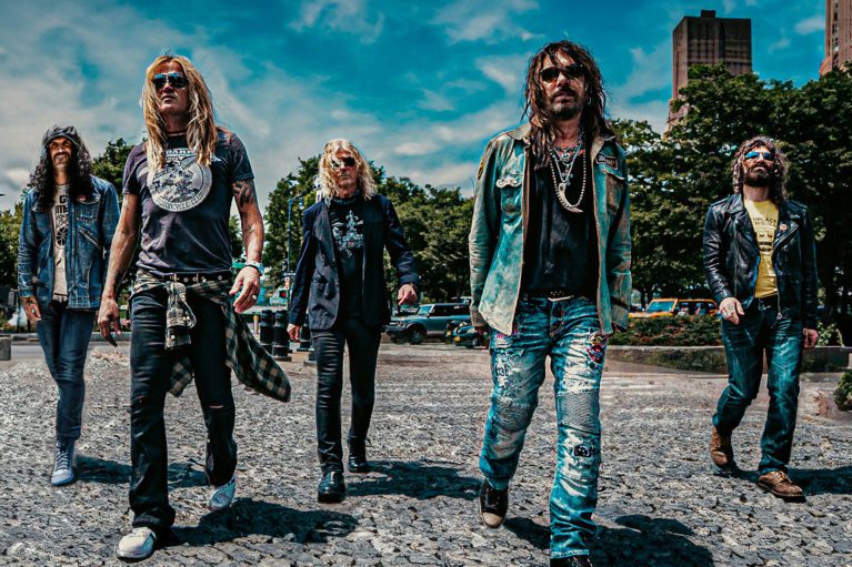 The Dead Daisies / The Treatment