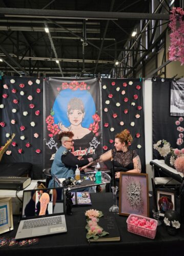 Les visiteurses peuvent être tantôt spectateurices, tantôt acteurices